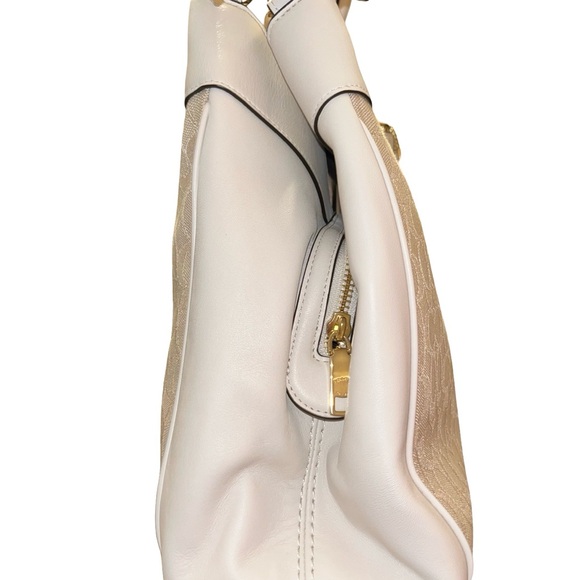 Coach Lexi Canvas & Leather Signature Shoulder Bag F27579 - Picture 3 of 12